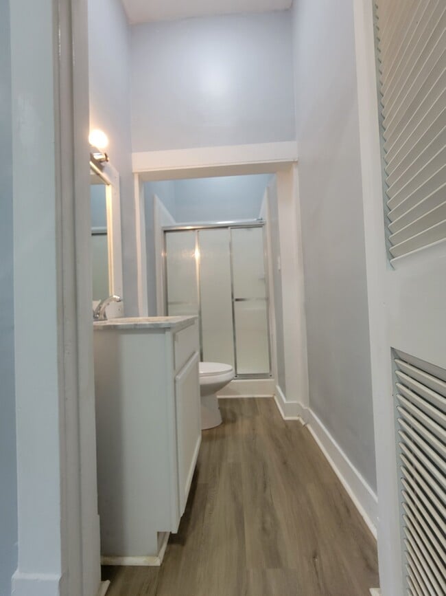 Photo - 613 W Pine St