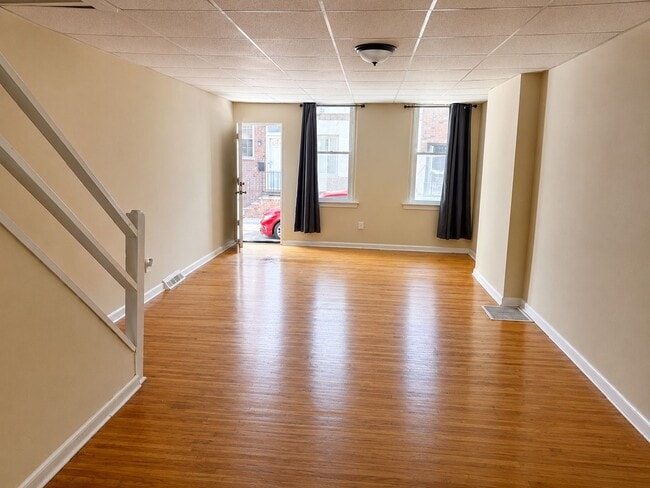 Photo - Room to Spread Out in This Pet-Friendly 2-Bedroom Home