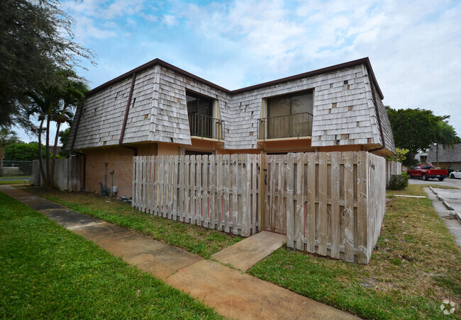 Building Photo - 168 Lake Arbor Dr Rental