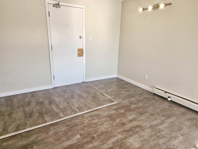 Photo - 4621 Veterans Way Unit 21 - FURNISHED - DNR