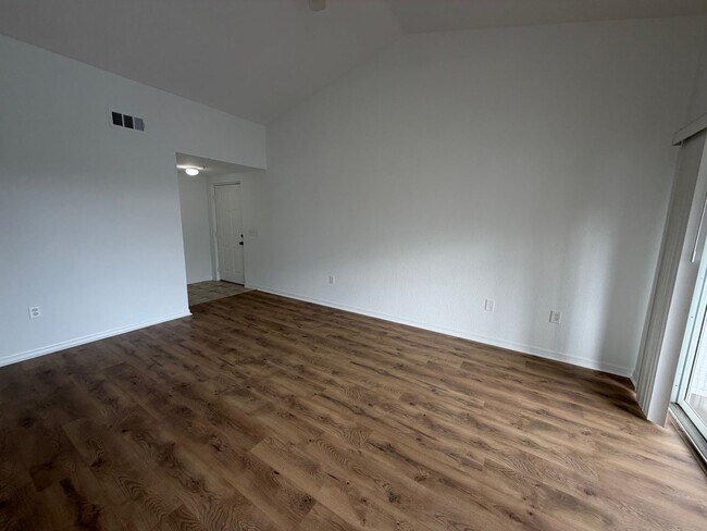 Photo - ANNUAL RENTAL - FAIRWAY PRESERVE- 2 BED / 2 BATH WITH LAKE VIEW