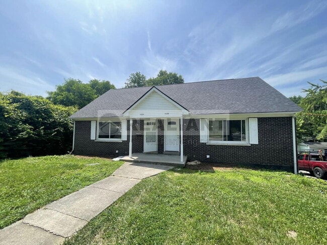 Photo - 1684 Hill View Pl