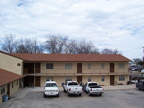 Pecan Tree Apartments - Pecan Tree Apartments