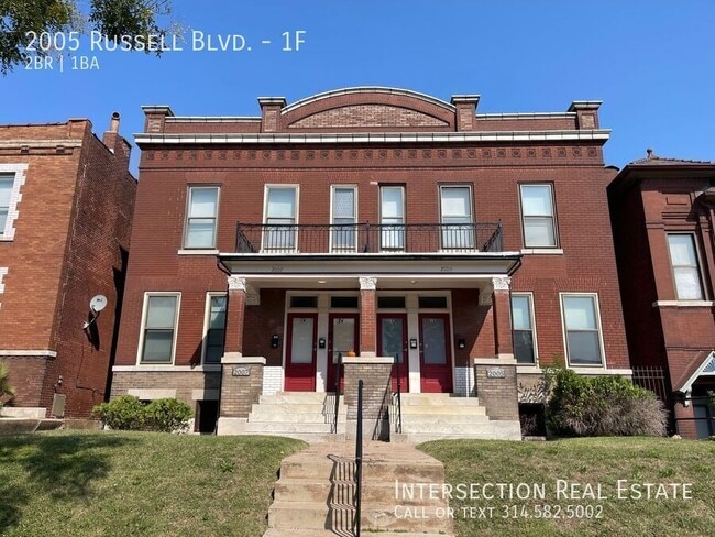 Building Photo - 2005 Russell Blvd Unit 1F