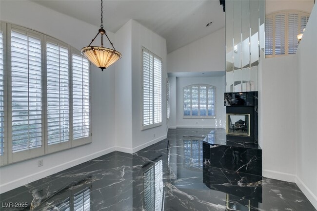 Photo - 174 Buena Ct