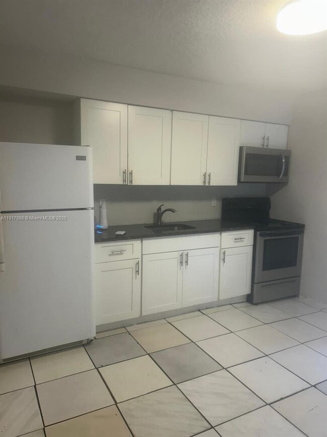 Photo - 4030 NW 30th Terrace Unit 4