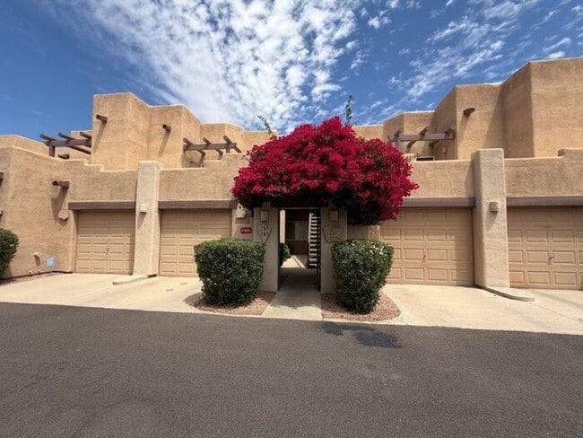 Building Photo - 7021 E Earll Dr