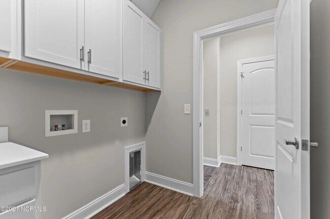 Photo - 332 Gannet Pl