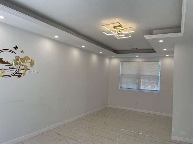 Photo - 10739 Oak Bend Way