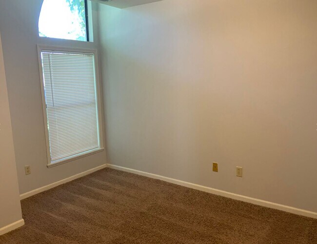Photo - 1328-1328 Birch St Unidad 1328