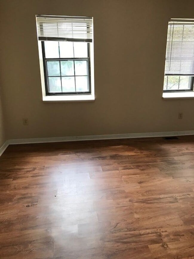 Photo - 3 bedroom, 2.5 bathroom townhome: Timber Ridge