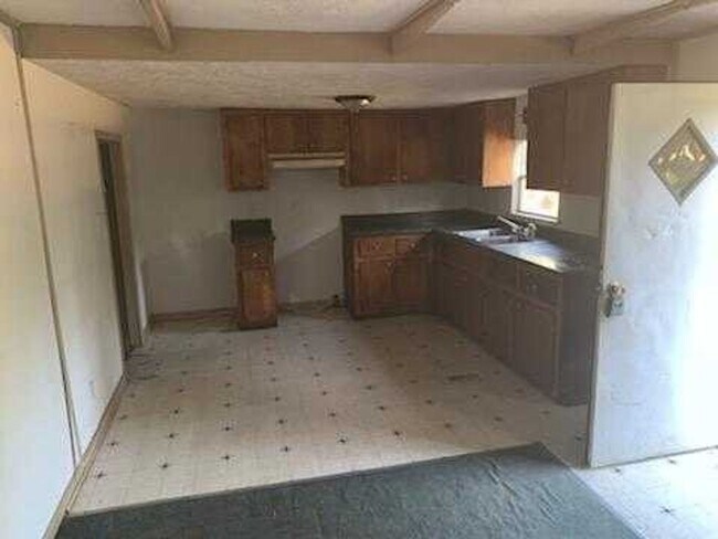 Photo - Rent this affordable 1 bedroom in Beech Is...