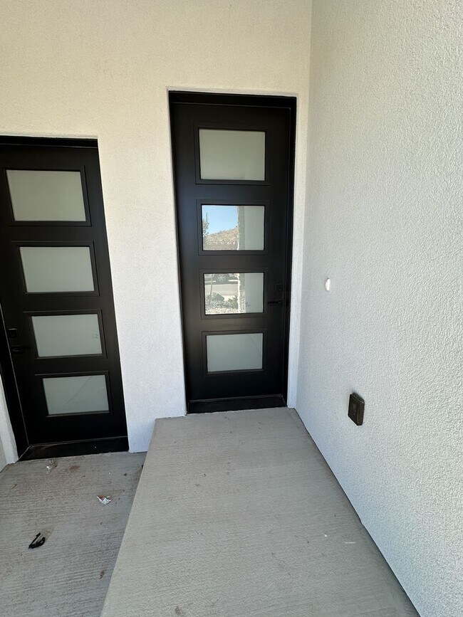 Photo - Brand New Townhome