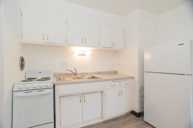 Photo - 136 Ann St Unit 10