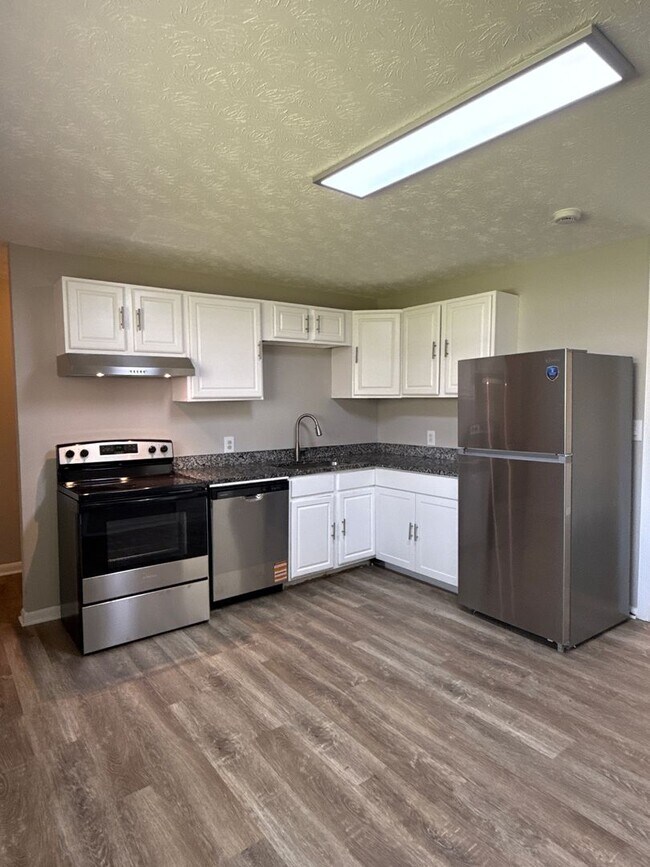 Photo - 3 Bed 2 Bath in Jonesboro!