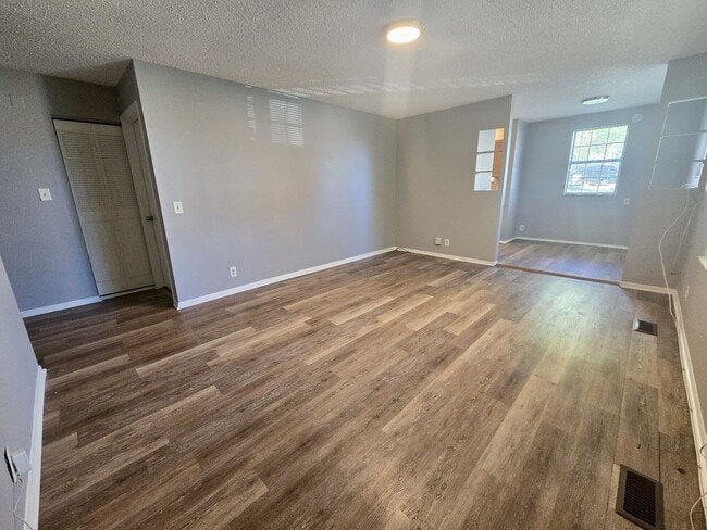 Photo - 3/1 on Spacious Corner Lot!