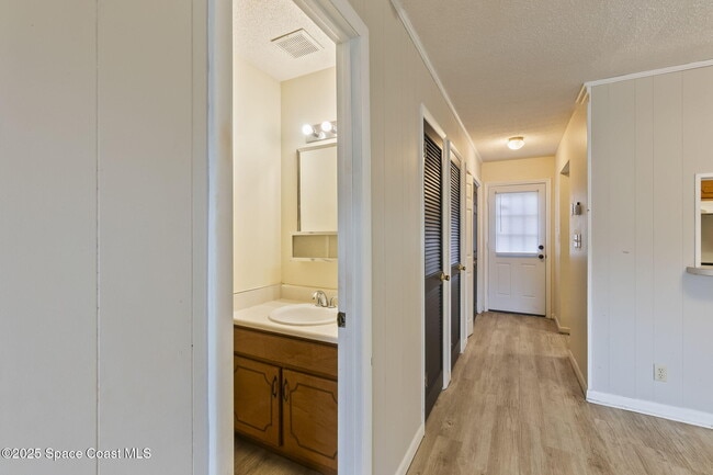 Photo - 4443 Dorothy Dr Unit 5