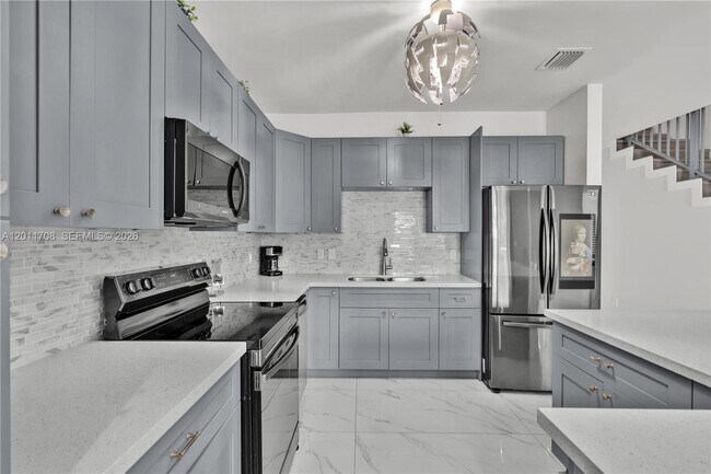 1968 NW 25th Ave Unit 1968