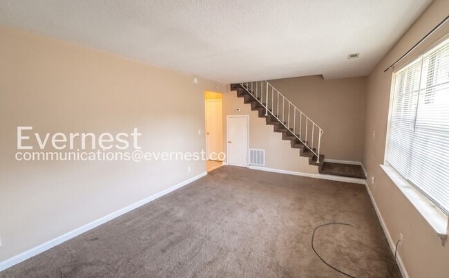Photo - 716 Marley Way