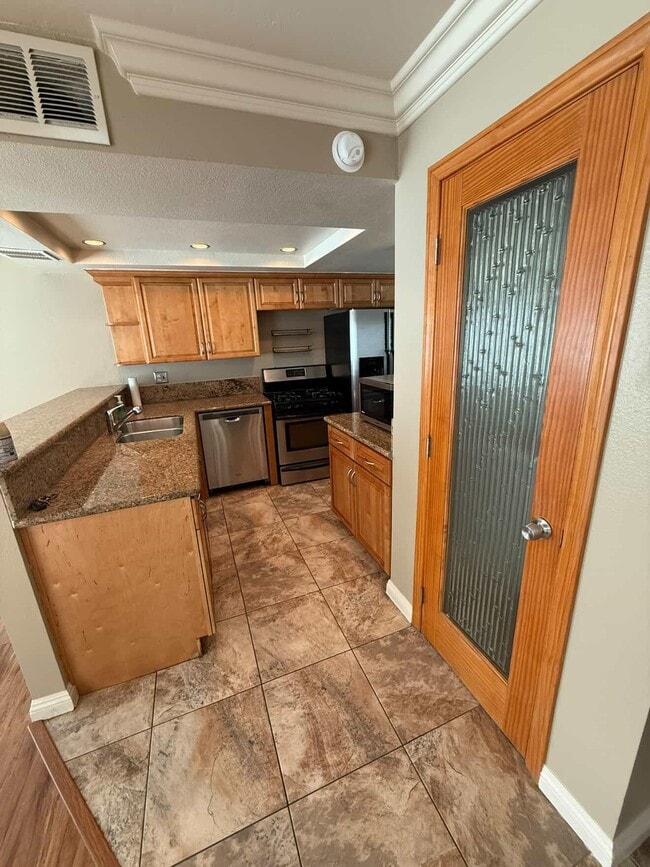 Building Photo - 5313 Barranca Ave Unit Barranca Vista