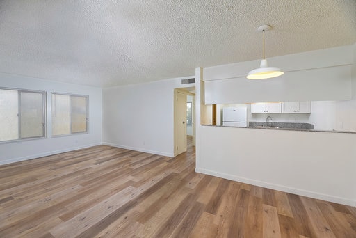 Building Photo - 1670 Bellevue Rd Rental