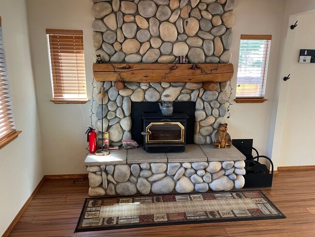 Photo - 1865 Grizzly Mountain Dr