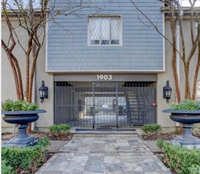 Photo - 1903 Portsmouth St Unit 680