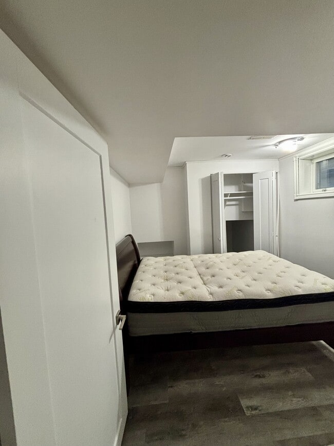 Photo - 159 Froom Crescent