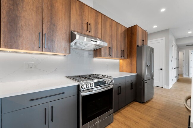 Photo - 1718 S Halsted St