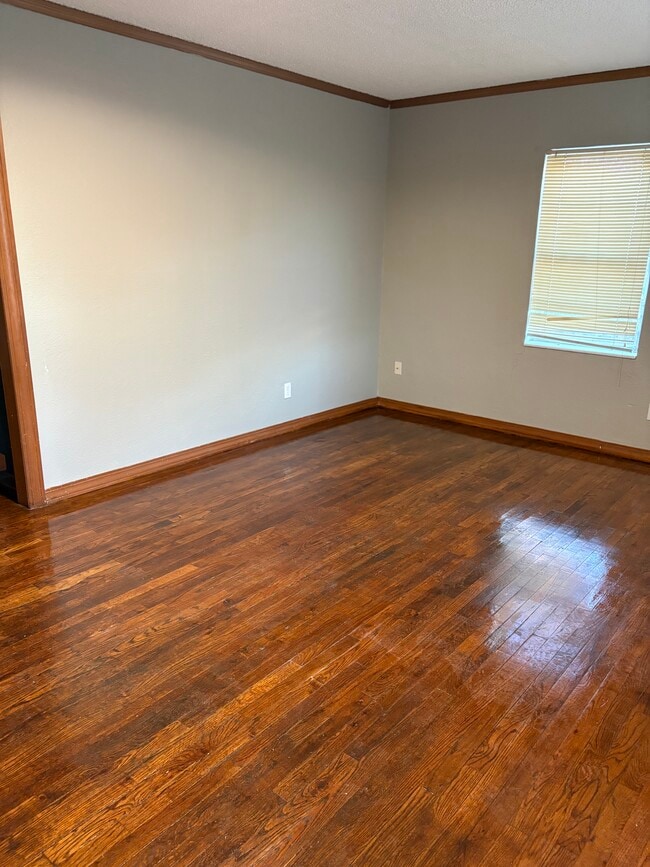 Photo - 1421 E Lockheed Ct