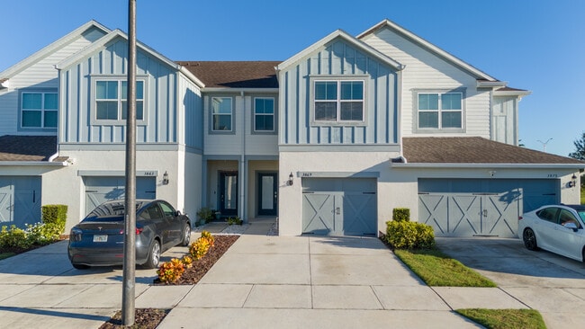 Photo - 3869 Plainview Dr