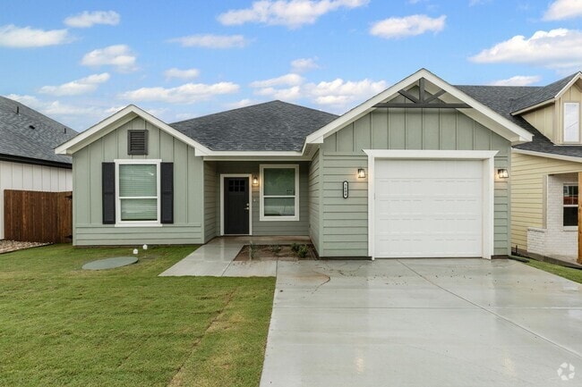 Building Photo - Gorgeous in Granbury Rental