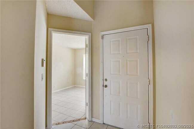 Photo - 7958 Piper Ln
