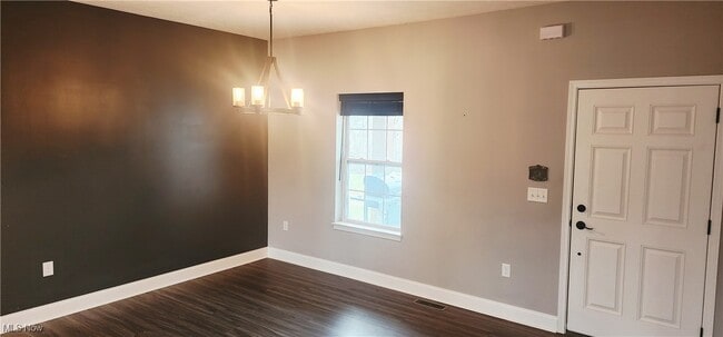 Photo - 6965 Chandlersville Rd