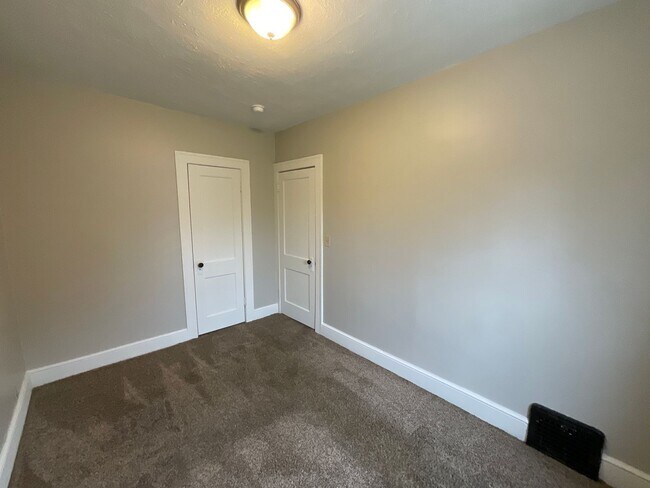 Photo - 19824 Pasnow Ave Unit 19824 Pasnow Avenue Down