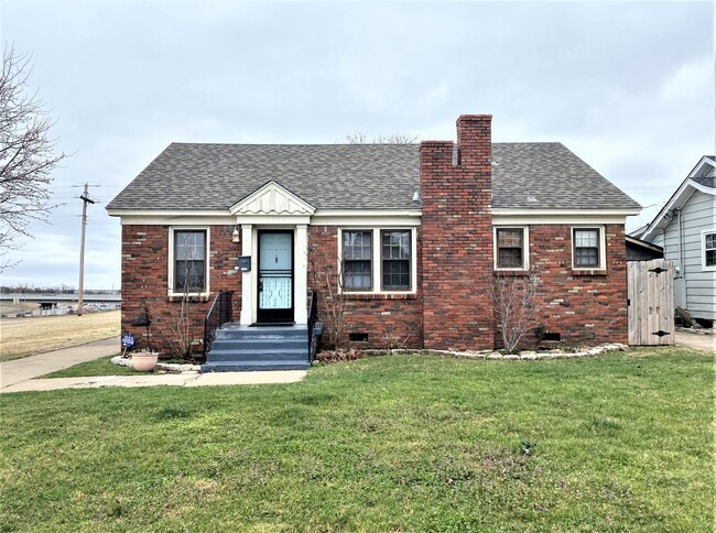 Building Photo - 3508 NW 18th St Rental