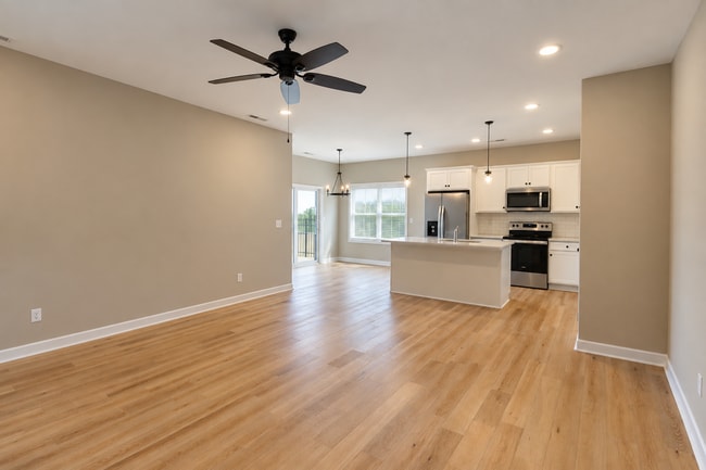 1407 Brook Hill Drive