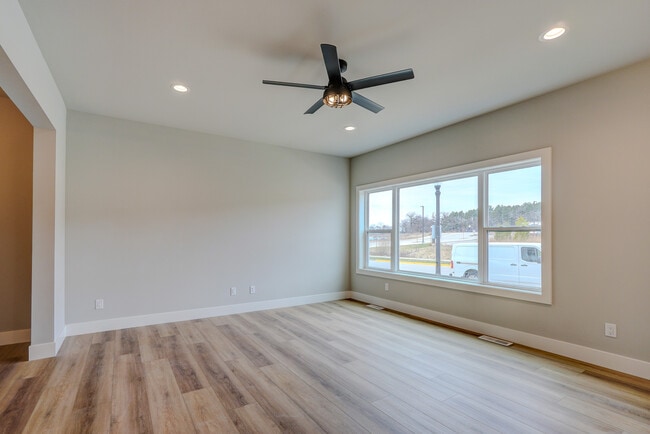 Photo - 4811 Brassica Rd