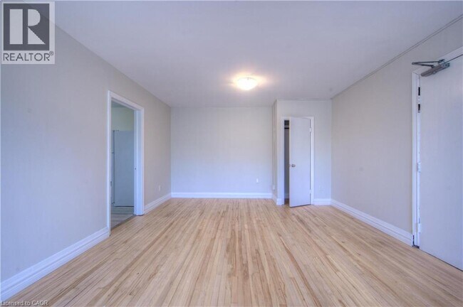 Photo - 141 Chapel St Unit 9