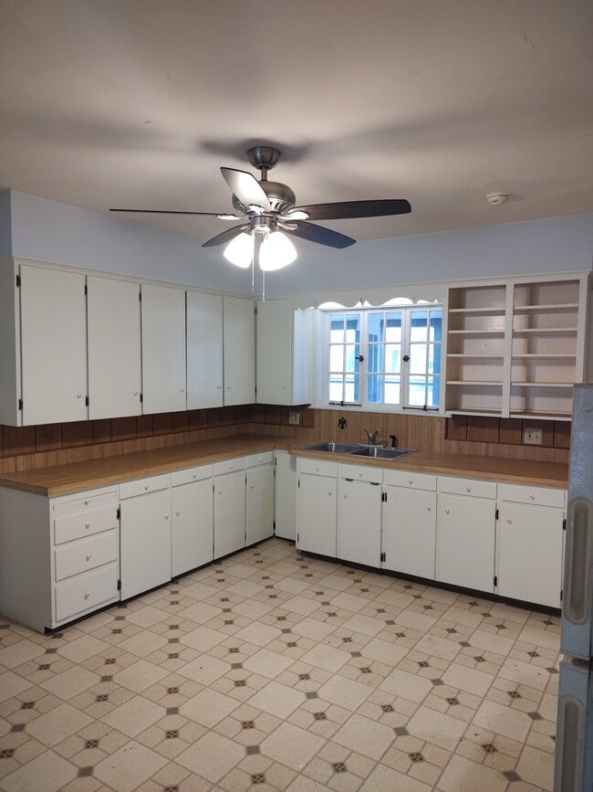 Building Photo - 108 S Main St Unit 3 Rental