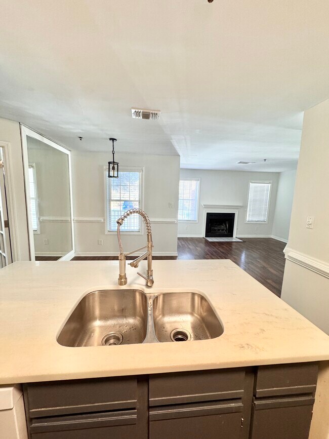 Photo - 2026 River Heights Walk SE