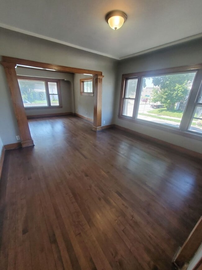 Building Photo - 2480 W Keefe Ave Rental