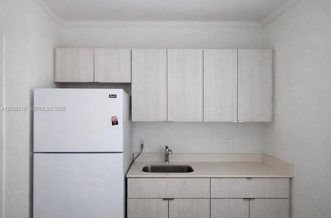 Photo - 572 NE 67th St Unidad 5