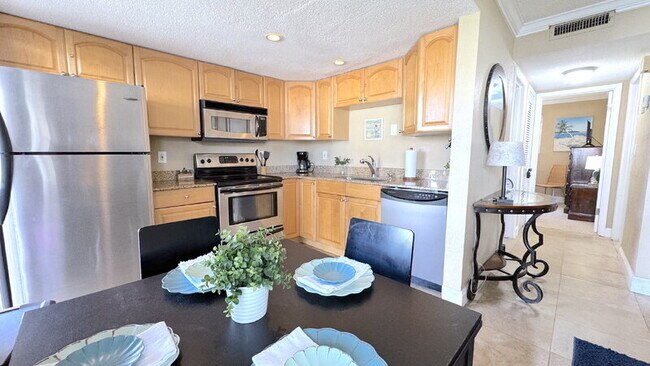 Photo - 506 University Blvd Unit 2