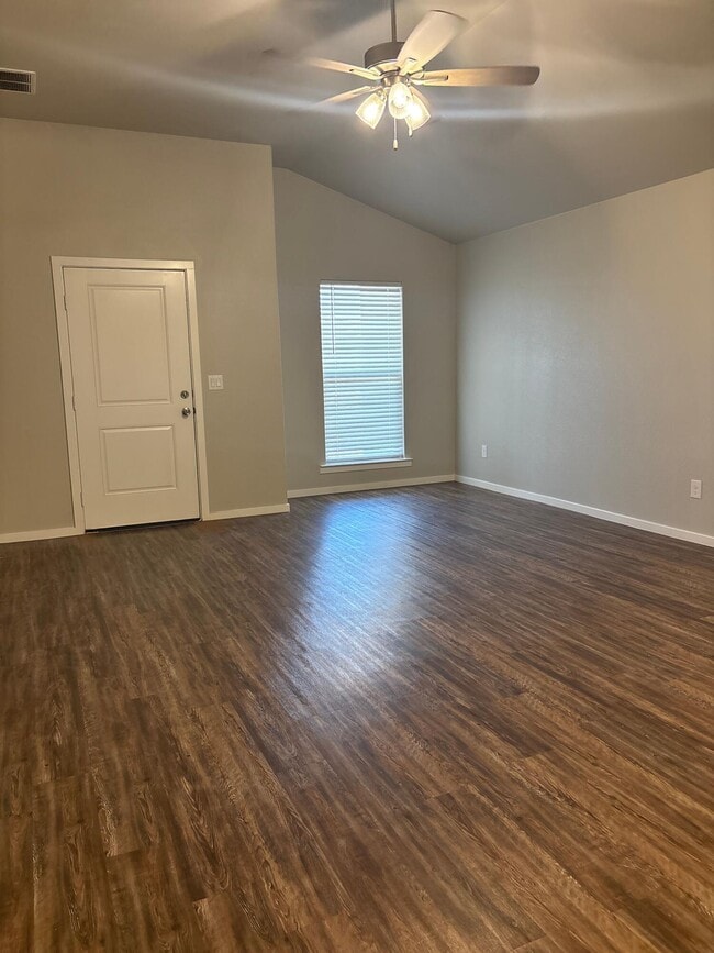 Photo - 2125 Kirksey Ave