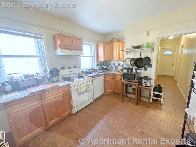 Photo - 26 Cutter Ave Apartamentos
