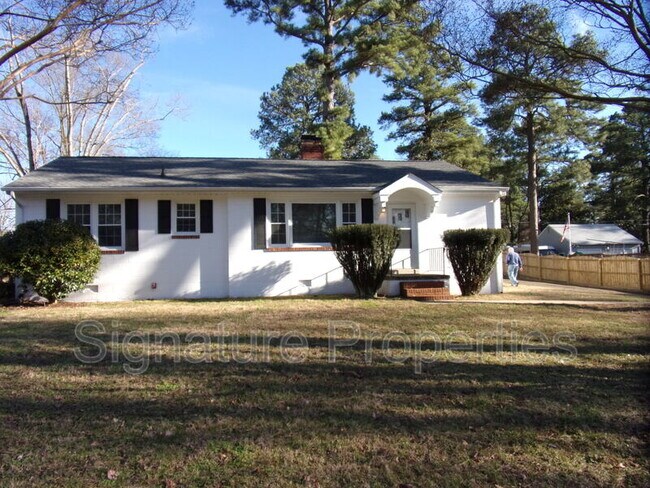 Photo - 8329 Meadowbridge Rd House