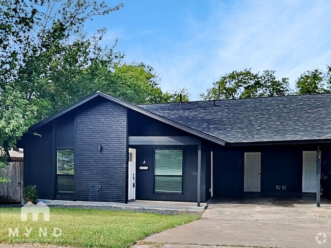 Building Photo - 1603 Rutland Dr Rental