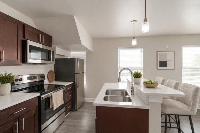 Enzo Kitchen