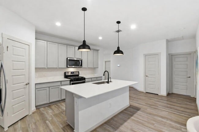 Photo - 19035 Denstone Clf Wy